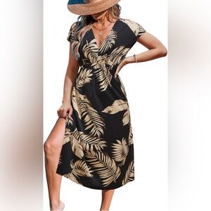 Cupshe Black and Tan Leaf Print Swim Cover-Up - size XL